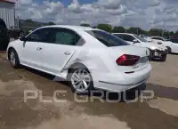 2018 Volkswagen Passat фото