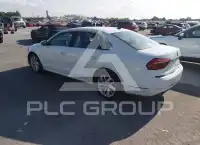 2018 Volkswagen Passat фото