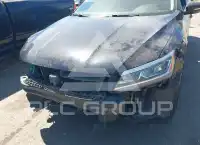 2018 Volkswagen Passat photo