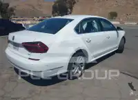 2018 Volkswagen Passat фото