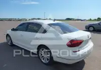 2018 Volkswagen Passat фото