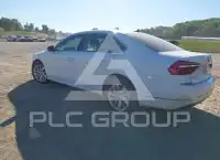 2018 Volkswagen Passat photo