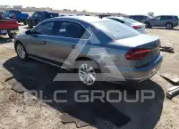 2018 Volkswagen Passat фото
