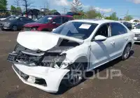 2018 Volkswagen Passat photo