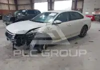 2018 Volkswagen Passat фото