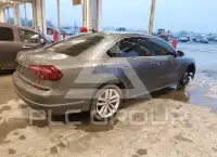 2018 Volkswagen Passat photo