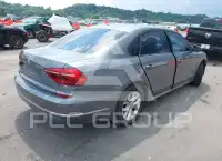 2018 Volkswagen Passat фото
