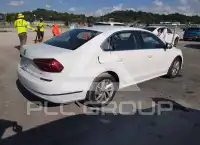 2018 Volkswagen Passat фото