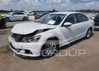 2018 Volkswagen Passat фото