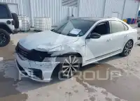 2018 Volkswagen Passat фото