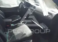 2018 Volkswagen Tiguan photo