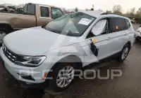 2018 Volkswagen Tiguan photo