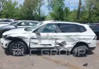 2018 Volkswagen Tiguan фото