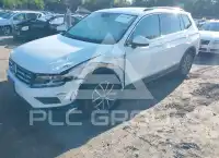 2018 Volkswagen Tiguan фото