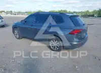 2018 Volkswagen Tiguan photo