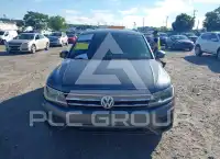 2018 Volkswagen Tiguan photo