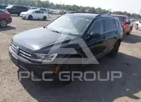 2018 Volkswagen Tiguan photo