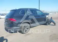 2018 Volkswagen Tiguan фото