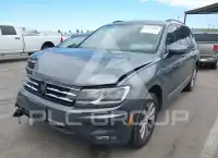 2018 Volkswagen Tiguan фото