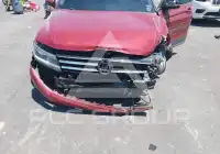 2018 Volkswagen Tiguan фото
