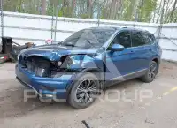 2018 Volkswagen Tiguan фото