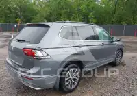 2018 Volkswagen Tiguan фото