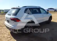 2018 Volkswagen Tiguan фото