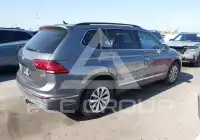 2018 Volkswagen Tiguan фото