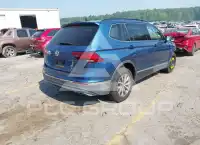 2018 Volkswagen Tiguan фото