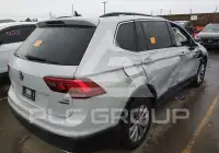 2018 Volkswagen Tiguan photo