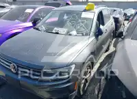 2018 Volkswagen Tiguan фото