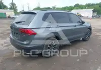 2018 Volkswagen Tiguan photo