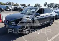 2018 Volkswagen Tiguan фото
