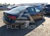 2018 Volkswagen Jetta photo