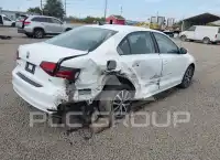 2018 Volkswagen Jetta фото