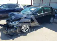 2018 Volkswagen GOLF фото