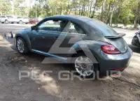 2018 Volkswagen BEETLE фото