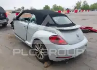 2018 Volkswagen BEETLE photo