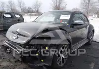 2018 Volkswagen BEETLE photo