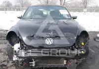2018 Volkswagen BEETLE photo
