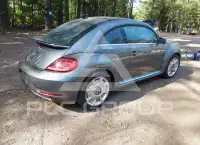 2018 Volkswagen BEETLE фото