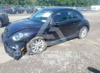 2018 Volkswagen BEETLE photo