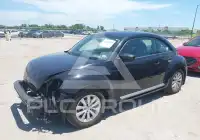 2018 Volkswagen BEETLE photo