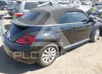 2018 Volkswagen BEETLE photo
