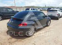 2018 Volkswagen BEETLE фото
