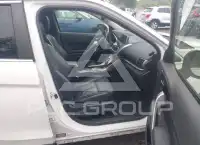 2019 Mitsubishi ECLIPSE photo