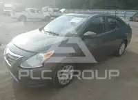2019 Nissan VERSA фото