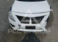 2019 Nissan VERSA фото