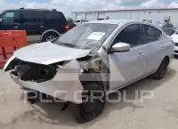 2019 Nissan VERSA фото