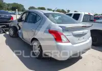 2019 Nissan VERSA фото
